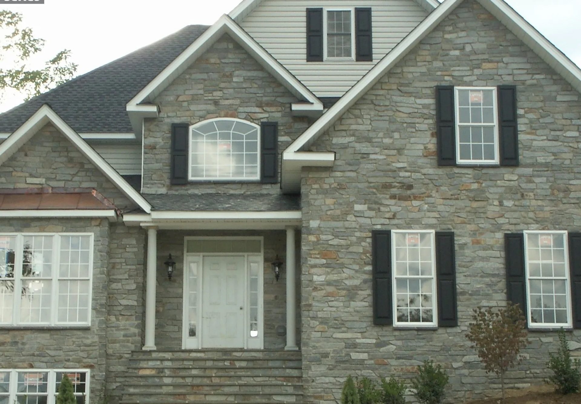 Crystal Lake® ashlar
